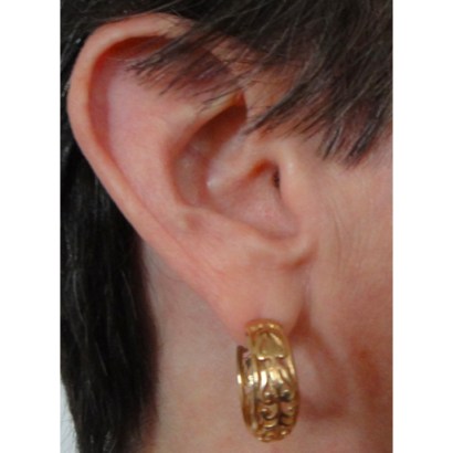 My ear rings! Day and night.