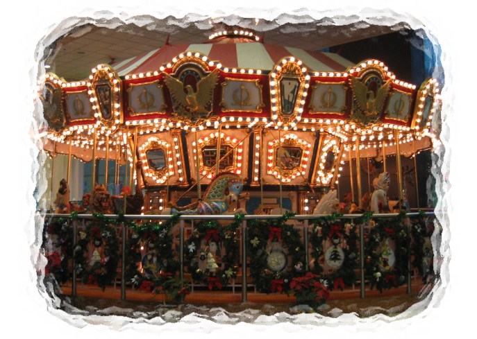 Snow frame MOS_Plaza_Merry-go-round